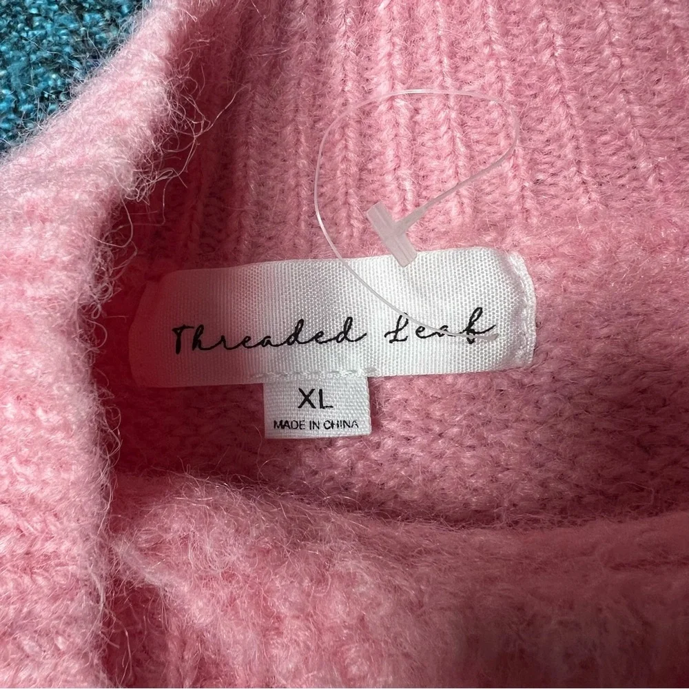 Threaded Leaf Pink Bow Sleeve Soft Sweater in Women's Size XL NWT